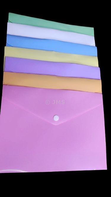 (Pack of 100) A4 Colourful Plastic Document Folders – Button Closure Home Office School